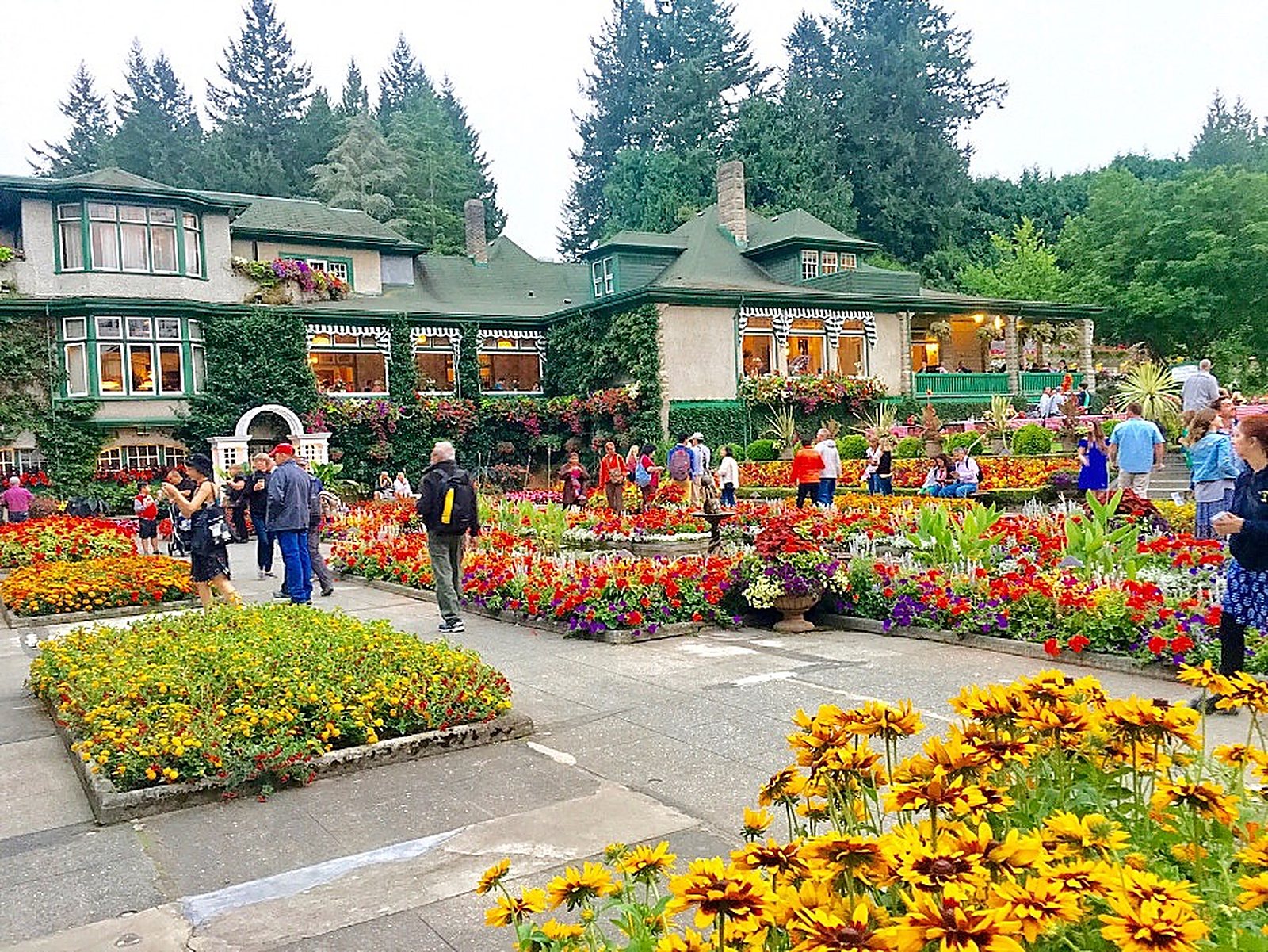 Butchart Gardens Victoria, things to see in Victoria British Columbia, what to do in British Columbia, sightseeing in Victoria British Columbia
