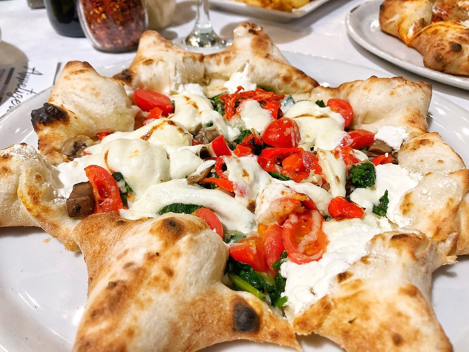 Amalfi Pizza: Authentic Neapolitan Dining in Atlanta