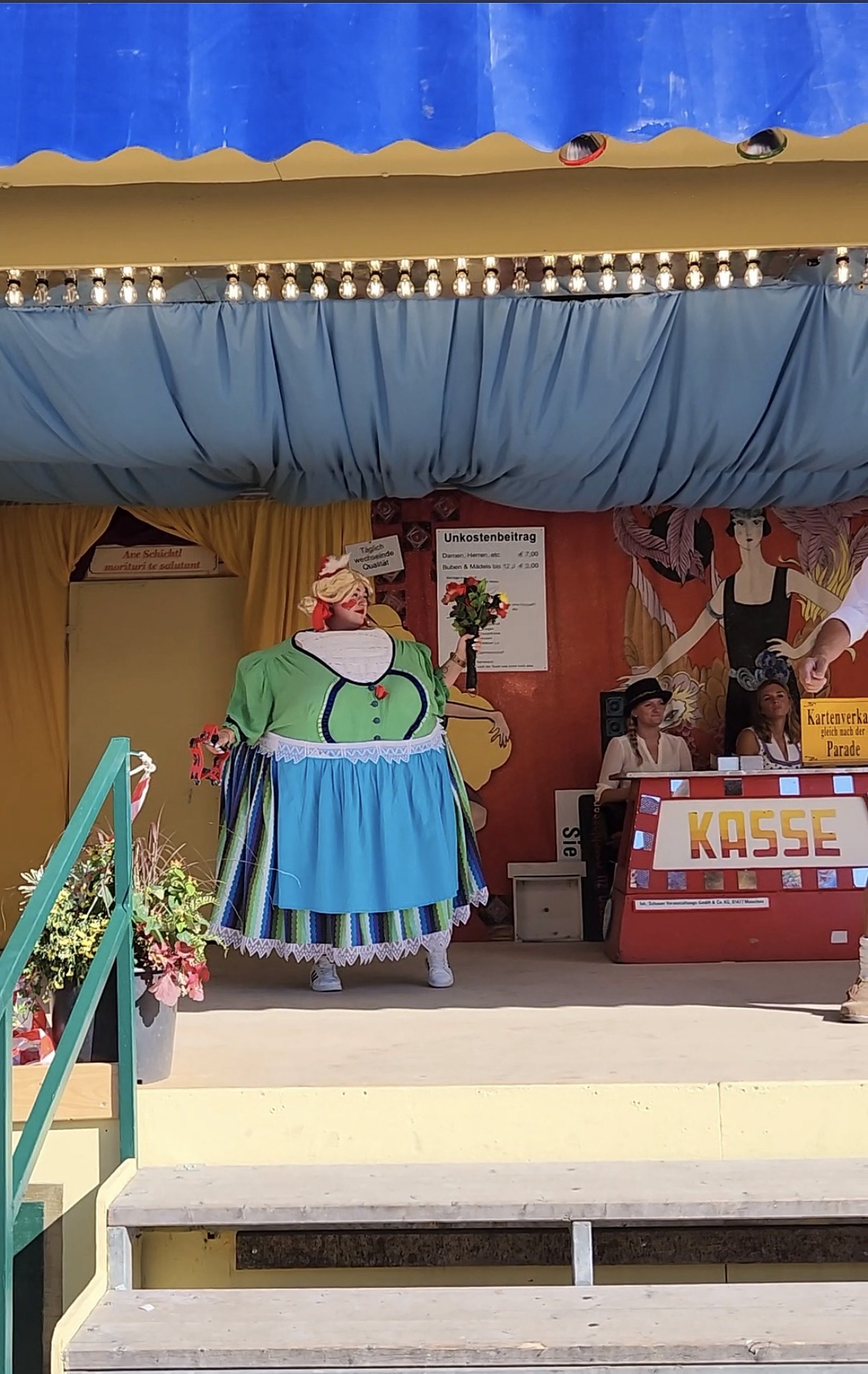 I took my kids to Munich's Oktoberfest. Here's what happened, photo 9