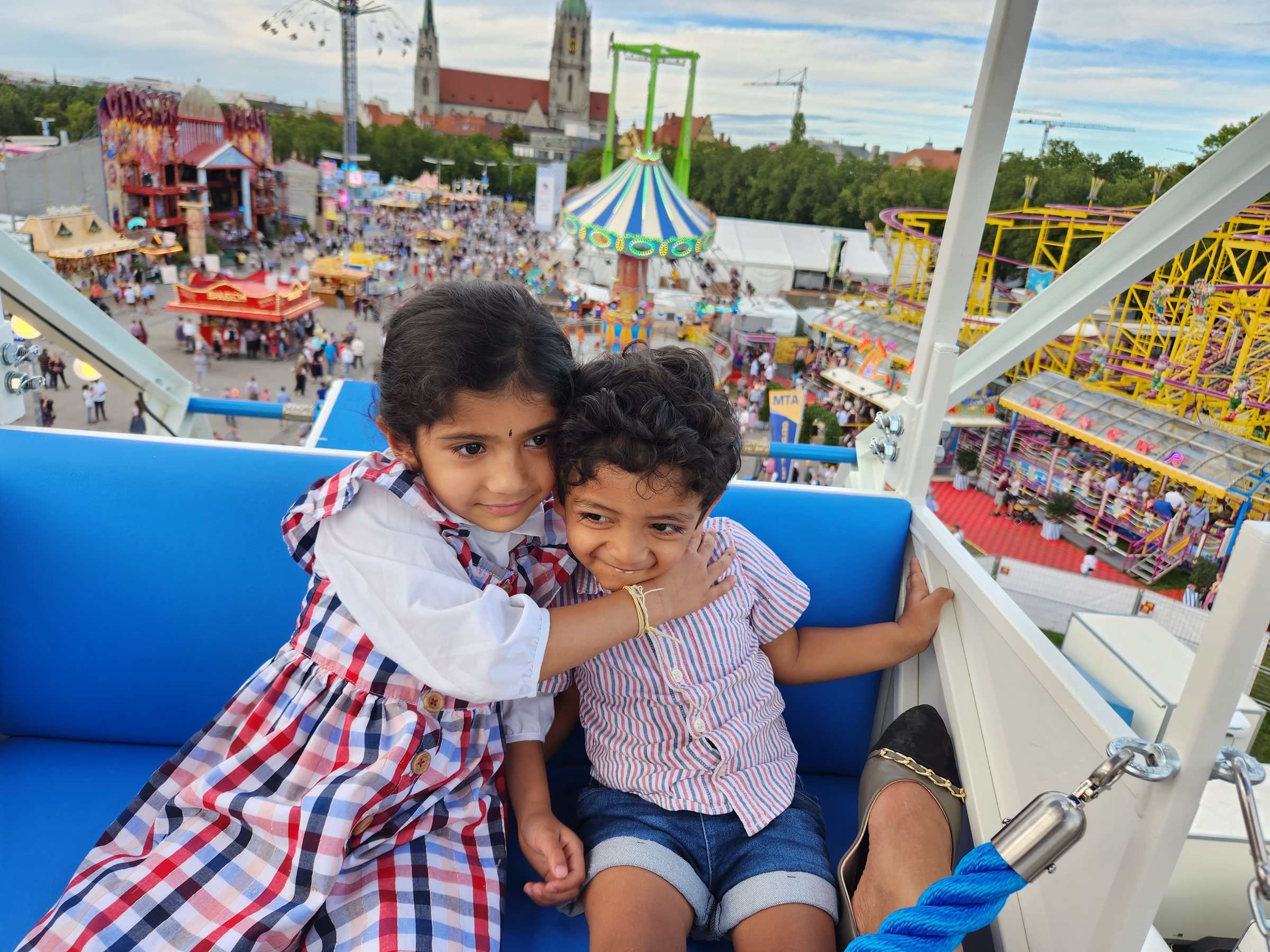 I took my kids to Munich's Oktoberfest. Here's what happened, photo 1